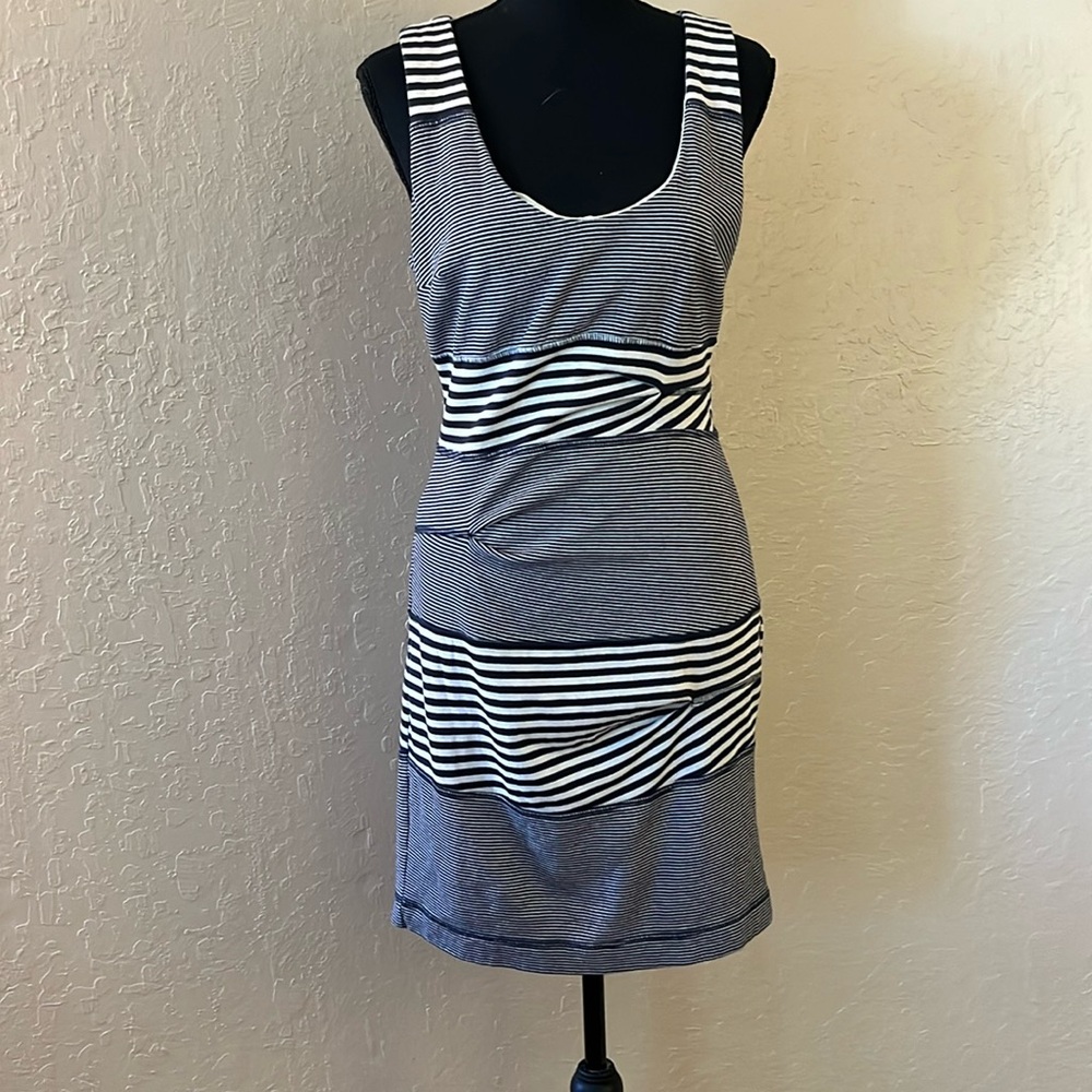 Nicole Miller‎ Navy and White Striped Midi Dress
